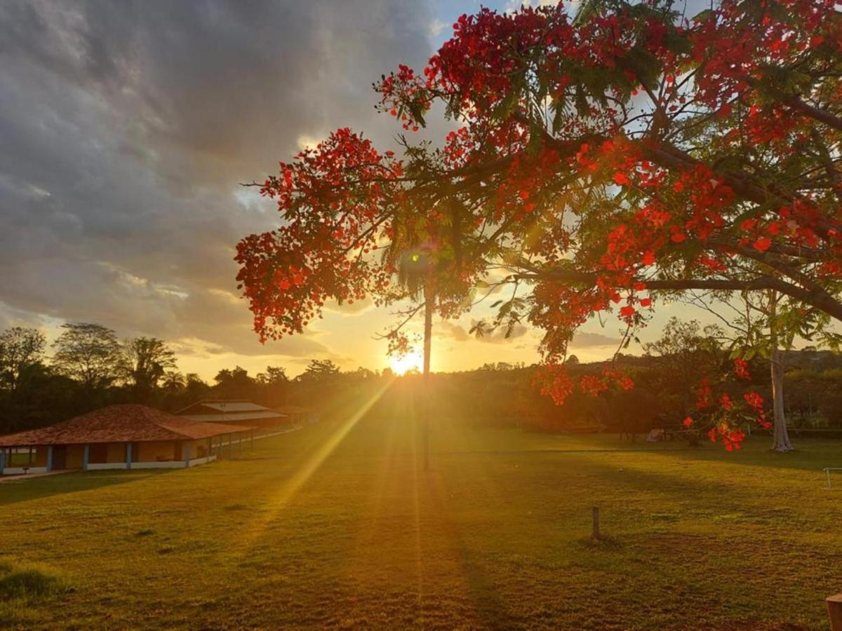Sertao Veredas Hotel Fazenda Paraopeba Bagian luar foto