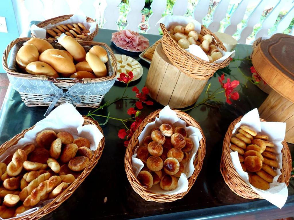 Sertao Veredas Hotel Fazenda Paraopeba Bagian luar foto
